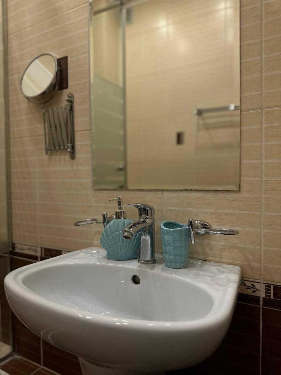 Tanzharyk Hotel Aktobe Eksteriør billede