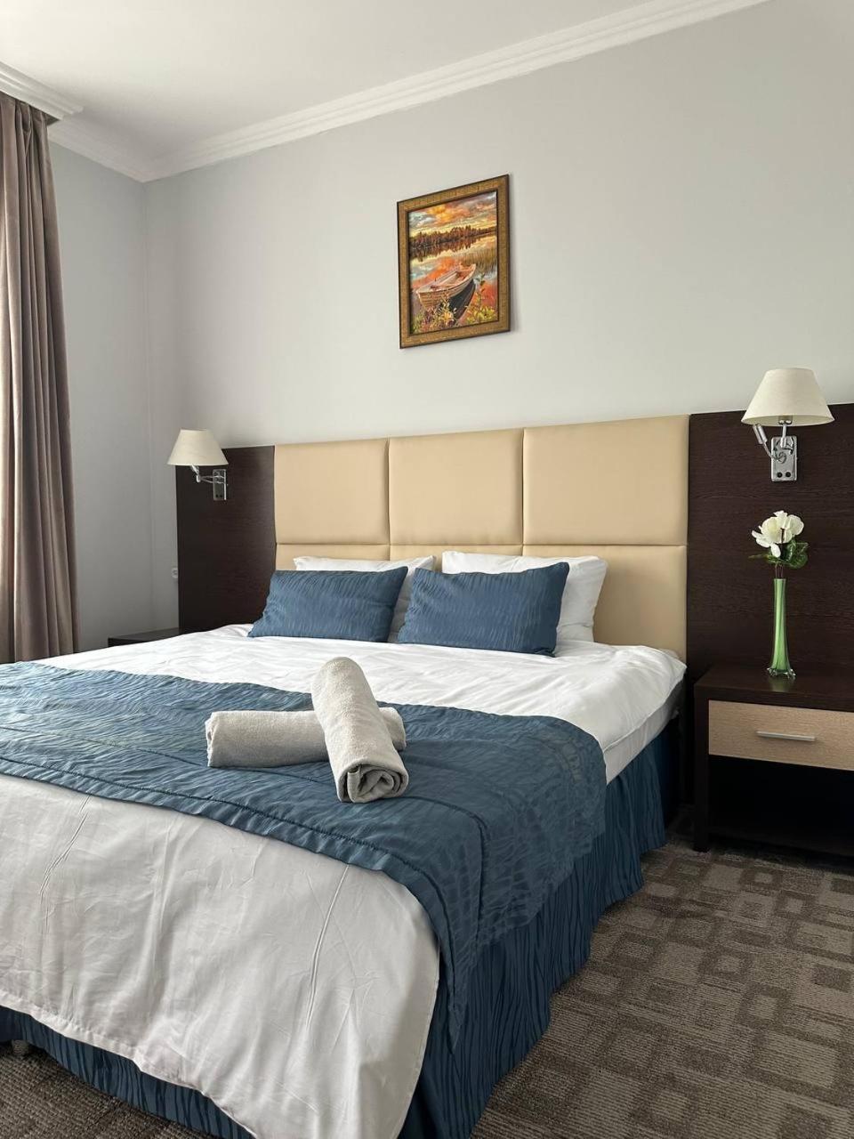 Tanzharyk Hotel Aktobe Eksteriør billede