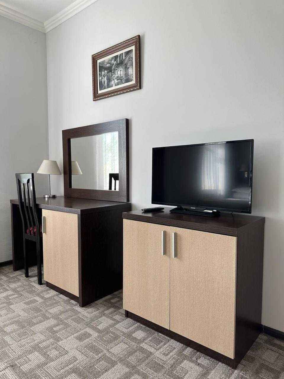 Tanzharyk Hotel Aktobe Eksteriør billede
