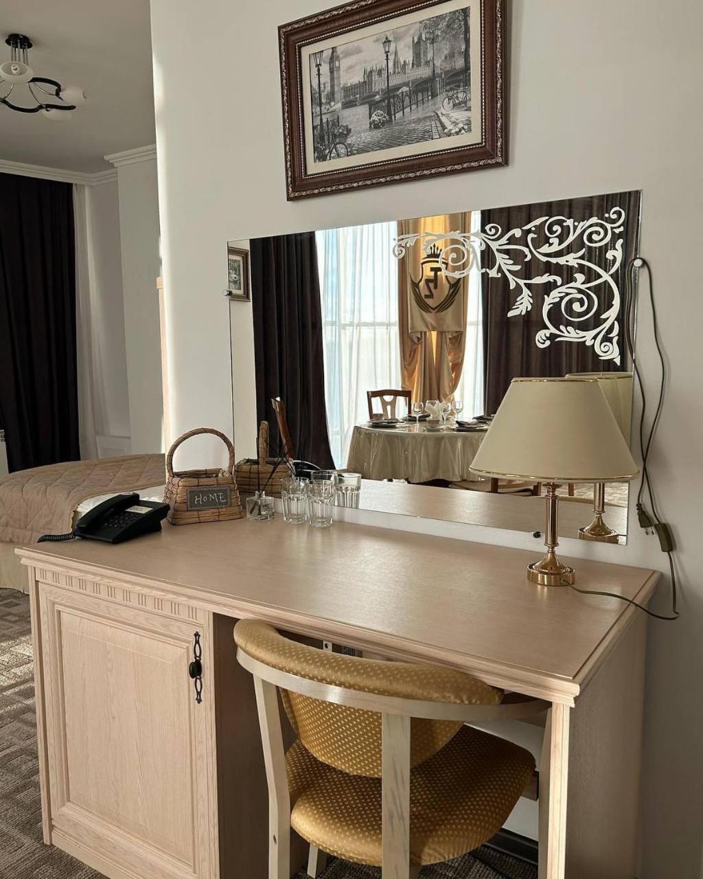 Tanzharyk Hotel Aktobe Eksteriør billede